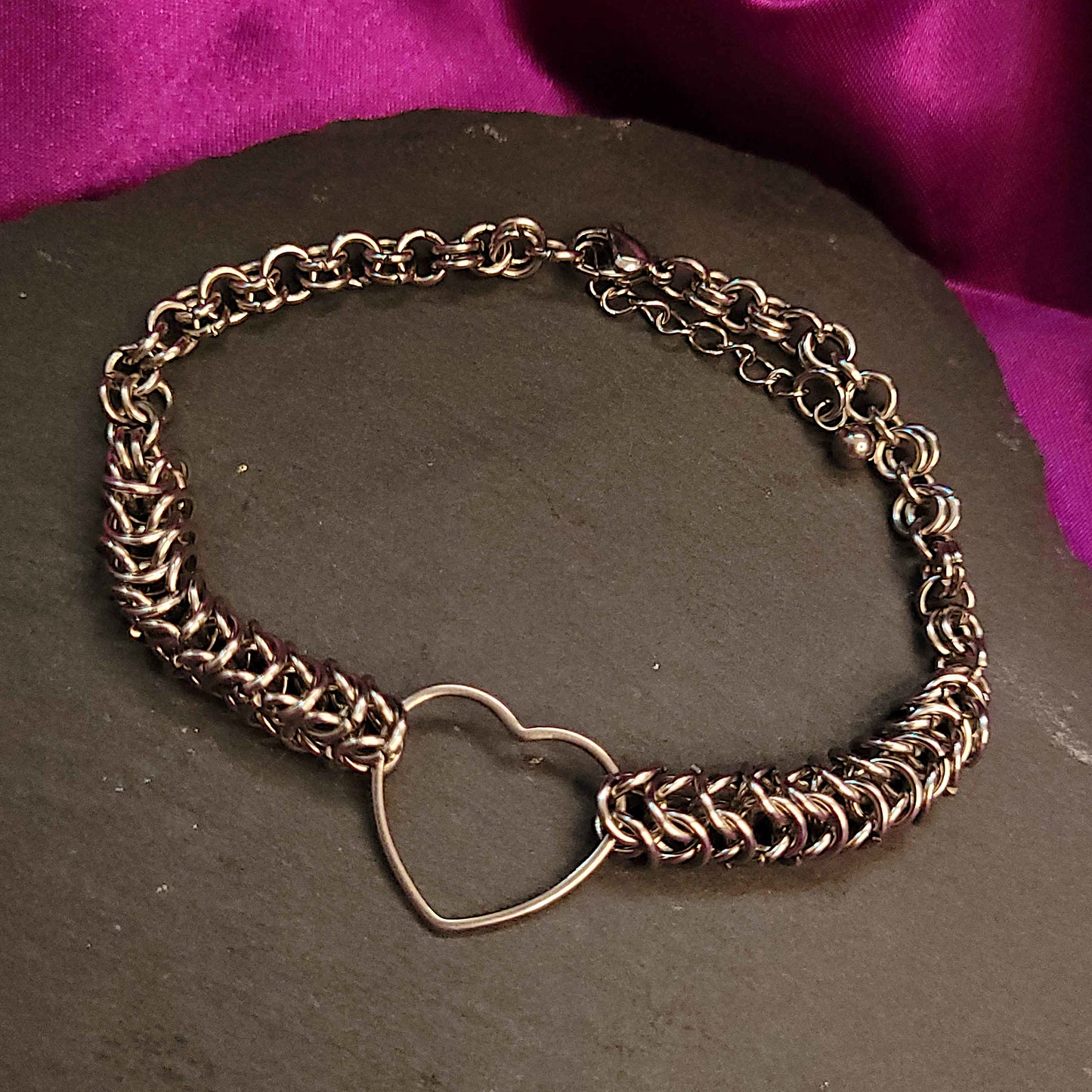Heart loop box chain bracelet
