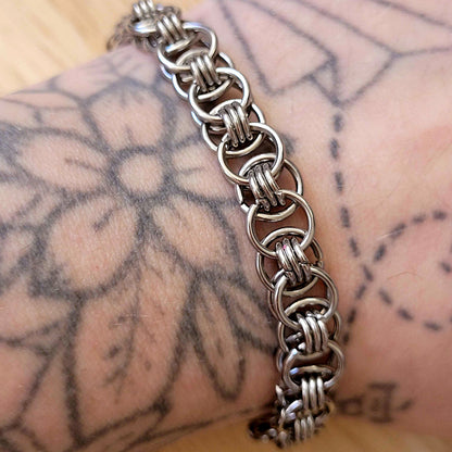 Helm weave bracelet