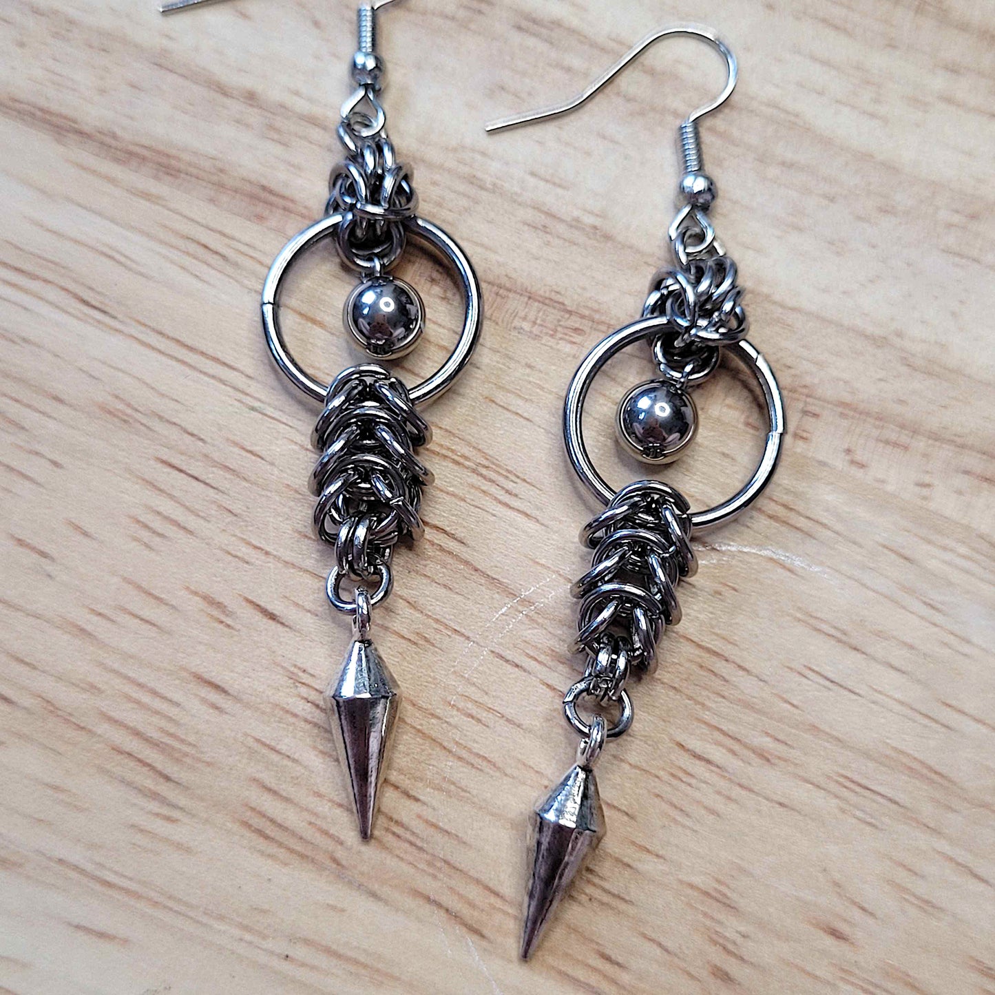 Mid loop ball and spike box chain earrings