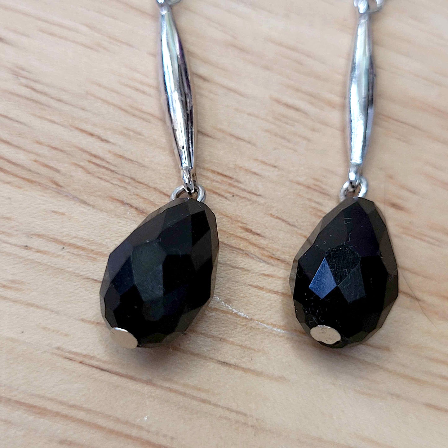Simple black teardrop faceted gem earrings